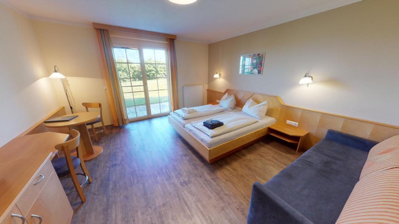 Sonntagsberg Hof Familie Fiedler Hotel Bad Waltersdorf Bagian luar foto
